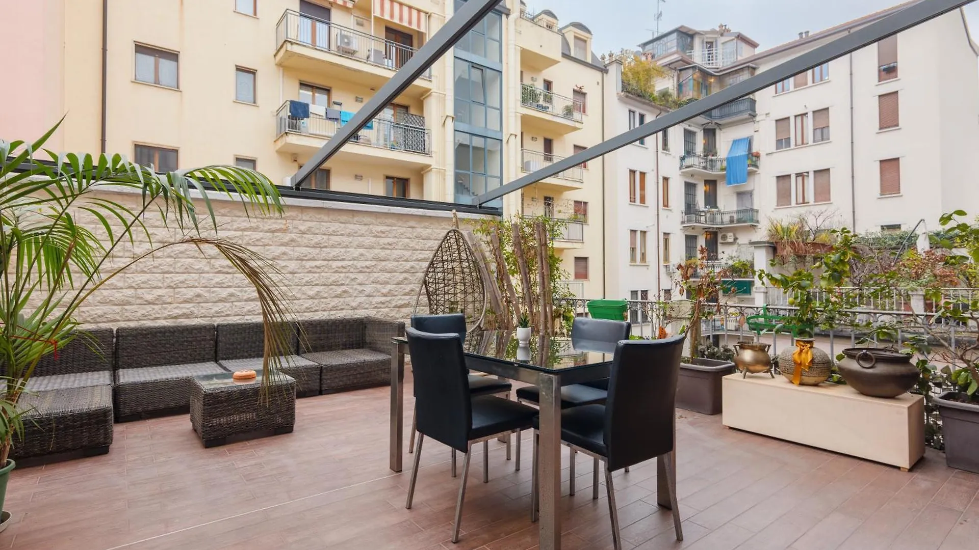 Luxury Art Residence Mi Centrale Milán Apartmán
